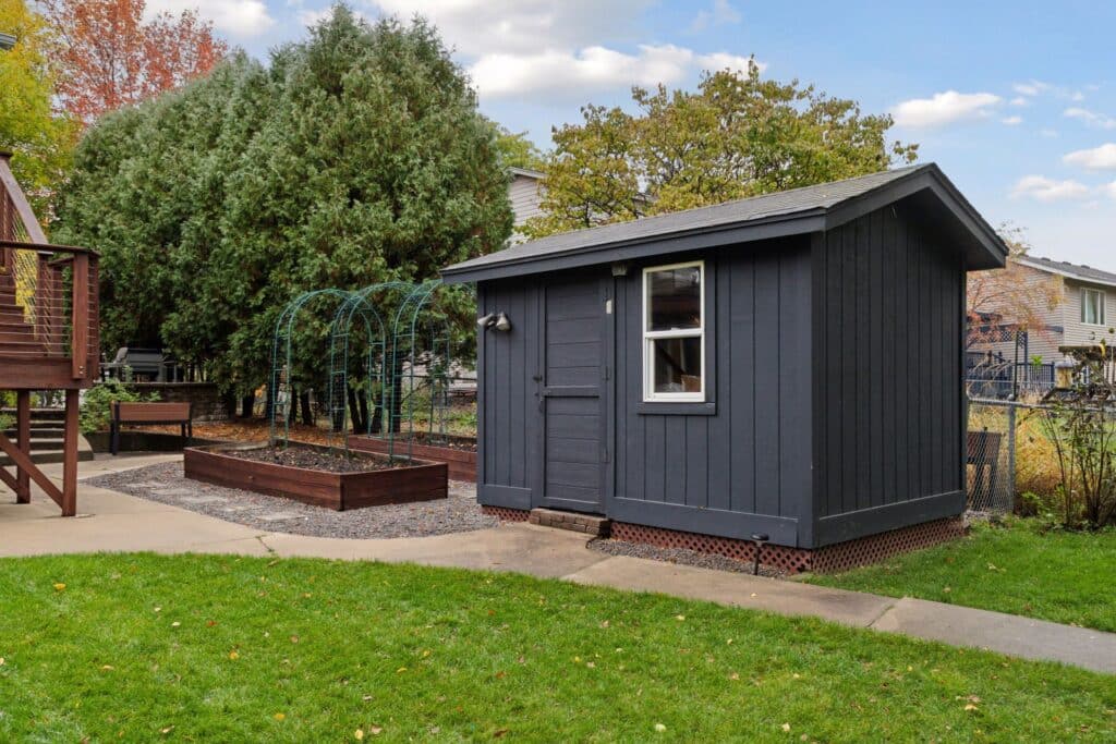 10529 Lee Drive - Spacecrafting - 0038