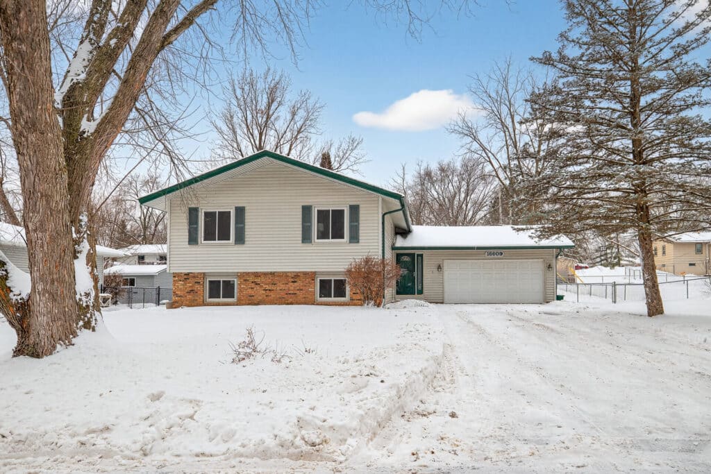 01_16609_Galaxie_Way1_mls