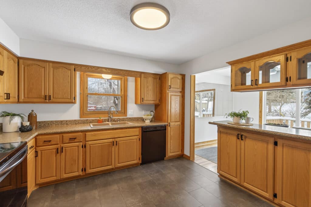 16_16609_Galaxie_Way16_mls