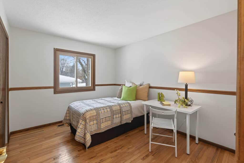 27_16609_Galaxie_Way27_mls