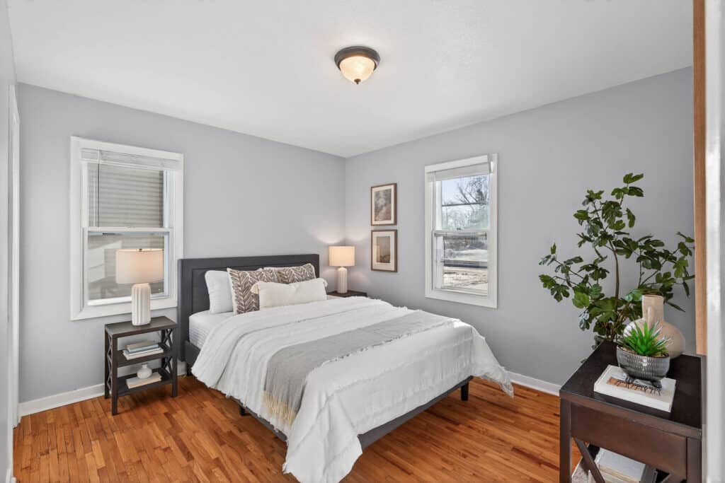 22_2199_Oakwood14_mls