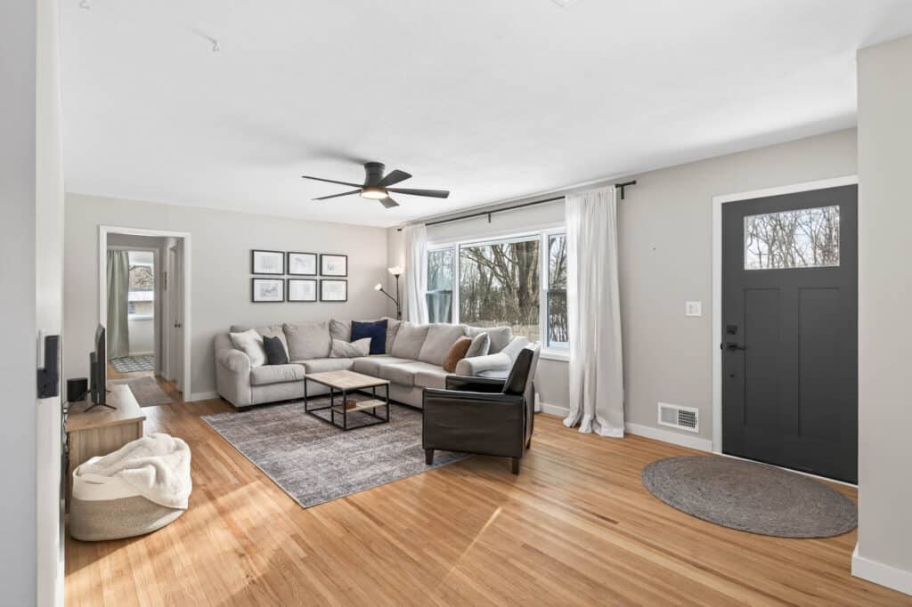 31_6460_Elmwood3 (1)_mls