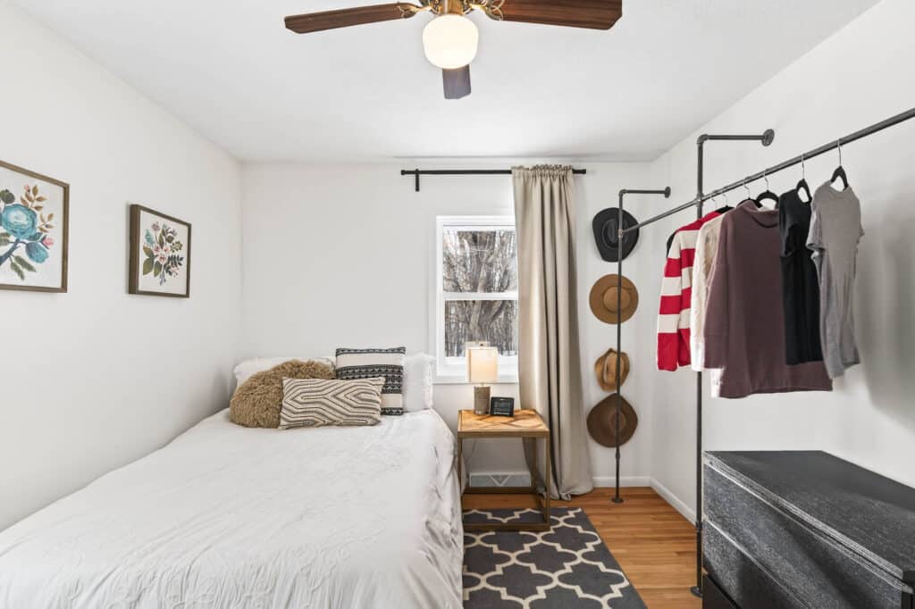 42_6460_Elmwood14 (1)_mls