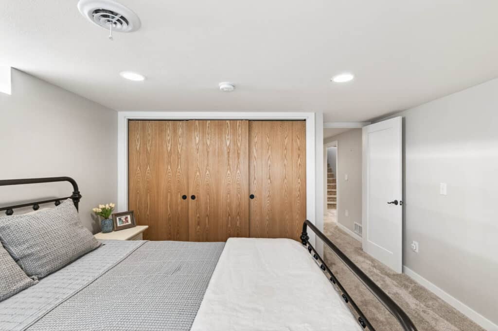 55_6460_Elmwood27 (1)_mls