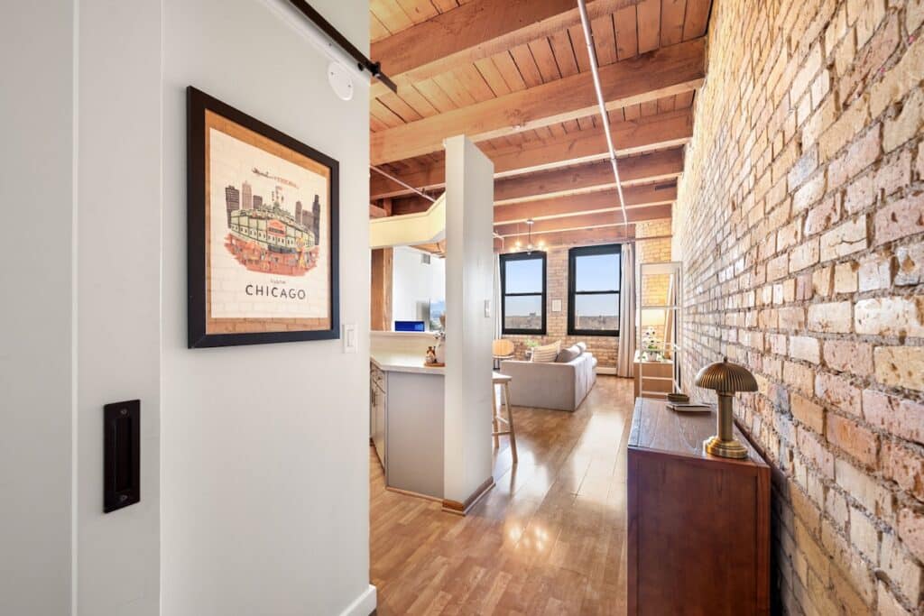 16-web-or-mls-400-n-1st-st-504