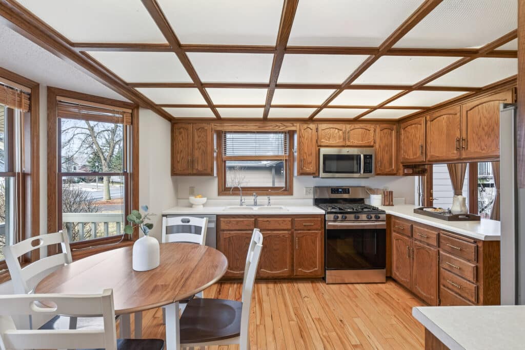 04_7050_43rd_St_N4_mls