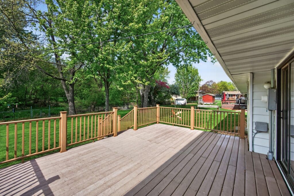 27_2521_Cedar27_mls
